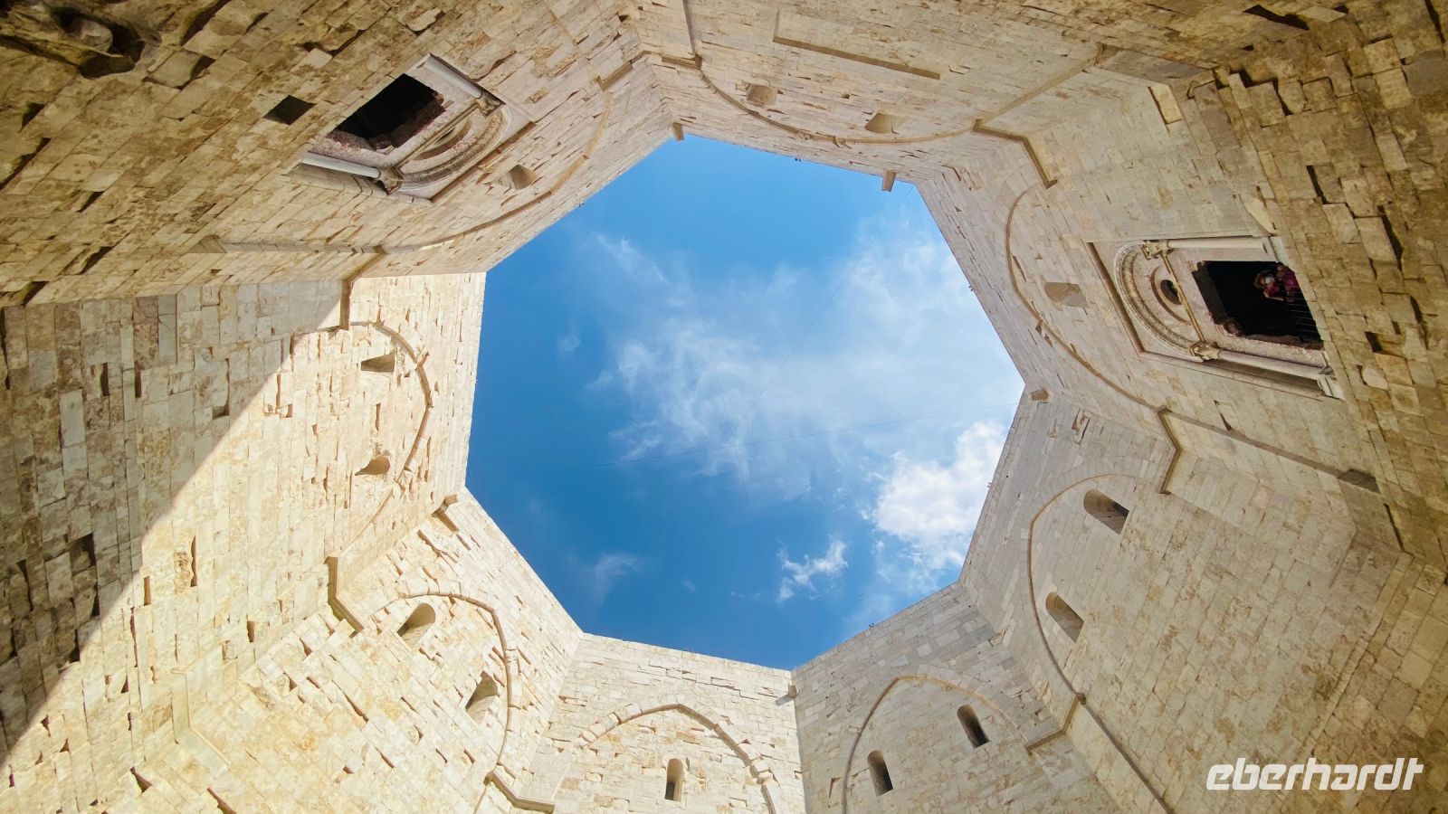 Apulien-Castel del Monte.jpeg