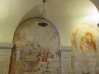 Trani: Fresken in der Krypta