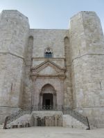 Eingang des Castel del Monte