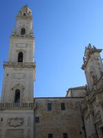 Lecce: Glockenturm und Kathedrale