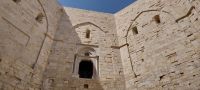 Castel del Monte innen Apulien