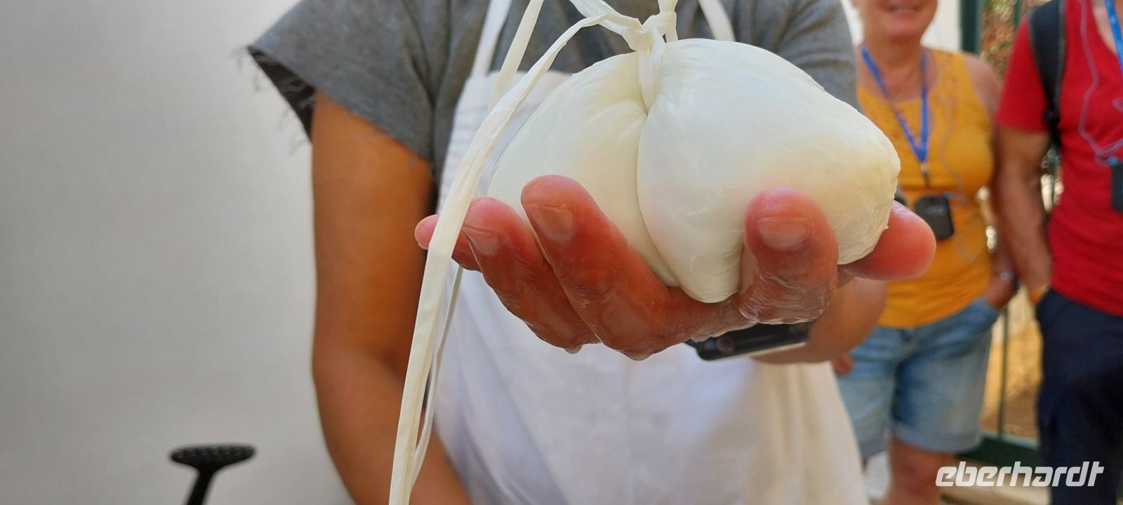 Scamorza Käse Herstellung Apulien Produkt @Anette Rietz