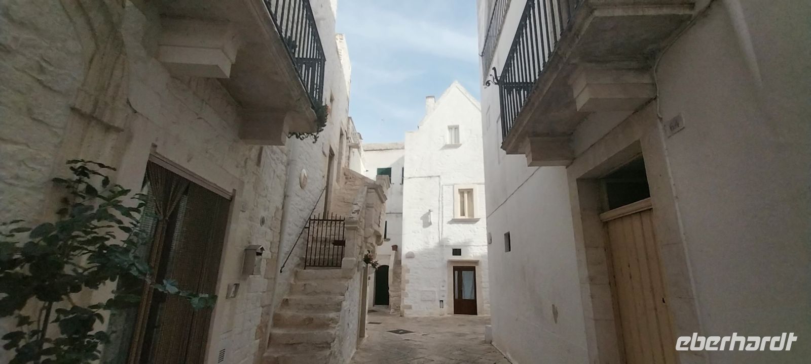 Locorotondo Gasse Apulien @Anette Rietz