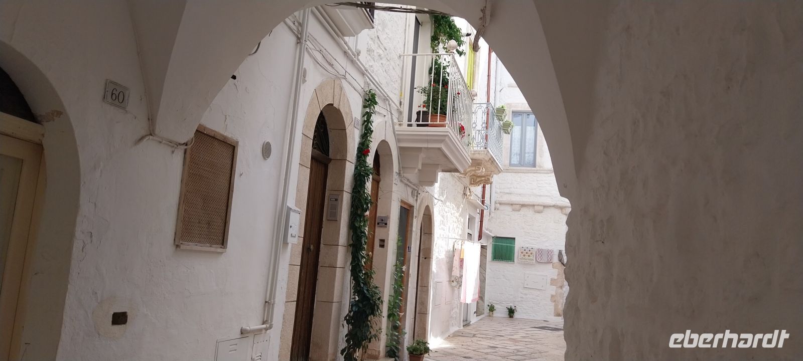 Locorotondo Gasse Apulien @Anette Rietz