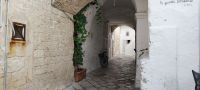 Gasse Polignano a Mare Apulien
