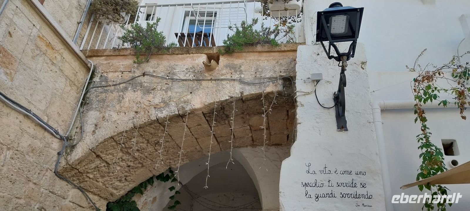 Gasse in Polignano a mare Apulien im September @Anette Rietz