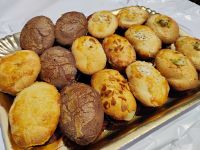 Süße Pause in Apulien: frische Pasticciotti“ &ndash; &copy; Monika Cortese (Eberhardt TRAVEL)