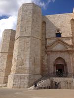 Spaziergang um das Castel di Monte