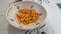 Pasta mit Tomatensauce und Parmesan