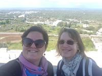 Valeria und Claudia in Ostuni
