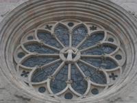 Fensterrose am Dom in Trento