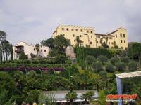 Botanischer Garten Meran mit Schloss Trauttmansdorff