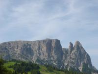 Seiser Alm Schlern mit Sarntner Spitze