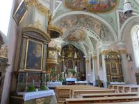 Der Altar der Kirche von Stilfes