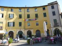 Lucca Amphitheaterplatz