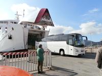 Ankunft der Fähre im Hafen von Portoferraio Elba