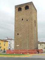 Treffpunkt Torre Zecca am Ufer des Arno in Florenz