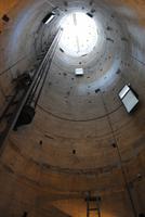 Schiefer Turm von Pisa - Innenbereich mit Blick nach oben