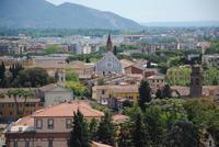 Blick vom Schiefen Turm auf die Stadt in Richtung Arno