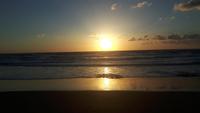 Sonnenuntergang am Hotelstrand 