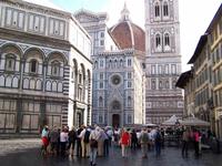 vor dem Dom in Florenz