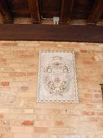 Ein Wappen der Stifter in der St. Maria Formosa