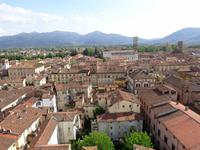  Lucca aus der Vogelperspektive