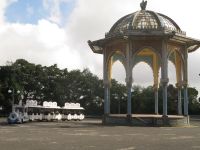 Pavillion im Park