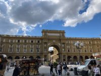 10. Reisetag – Uffizien und Freizeit in Florenz – Piazza della Repubblica