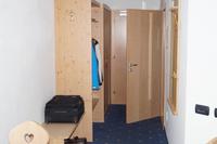 ein Zimmer im Alpin-Hotel