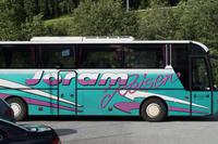 Der Bus der Firma Joram