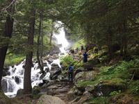 092 Wanderung zu den Saent-Wasserfällen
