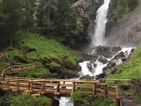 098 Wanderung zu den Saent-Wasserfällen