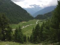 113 Wanderung zu den Saent-Wasserfällen