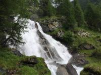120 Wanderung zu den Saent-Wasserfällen