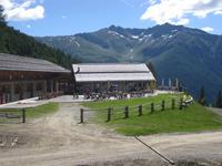 Rif. Lo Scoiattolo (2030m)