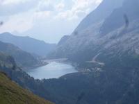 Blick zur Marmolata und Fedaia Stausee