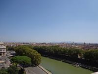 Der Tiber in Rom mit Blick auf das antike Stadtzentrum