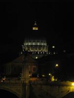 Petersdom bei Nacht