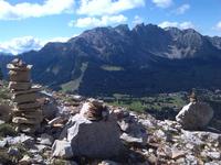 Steinmännchen im Rosengarten 