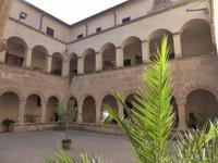 Alghero - Kreuzgang in San Francesco Kirche