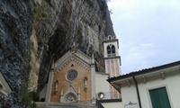 Wallfahrtsort Madonna della Corona.
