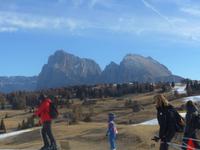 Seiser Alm an Gipfelstation  - Skifahren auf Sparflamme 