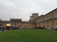 127 Vatikanische Museen - Innenhof