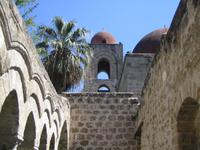 die Kuppeln der Kirche