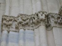 Das Relief nimmt kein Ende. 