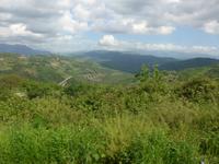 Italien, Cilento, Schnellstrasse im Tal