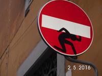  6 Kunst an den Verkehrsschildern von Florenz