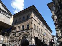  16 Palazzo Medici-Riccardi