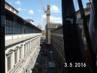  38 Blick in den Innenhof der Uffizien